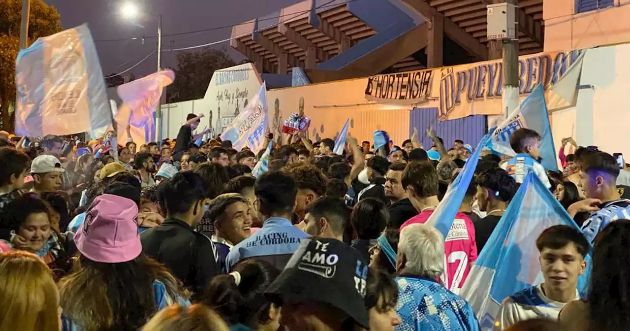 Racing campeón: así vivieron los hinchas de la Academia los festejos en Nueva Italia | Fútbol | La Voz del Interior