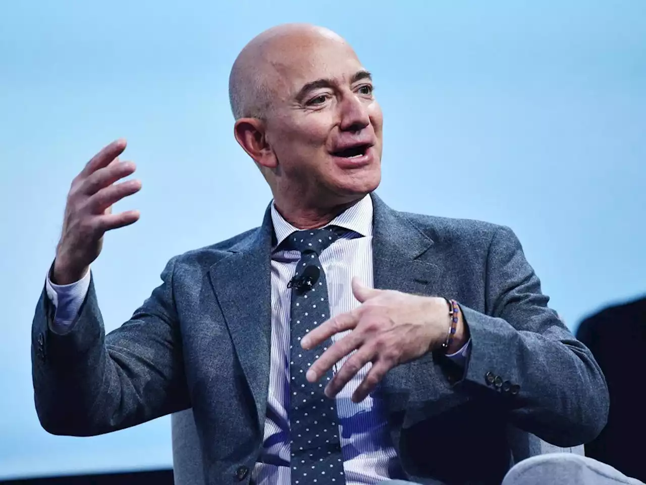 Amazon founder Jeff Bezos plans to give most of his fortune to charity