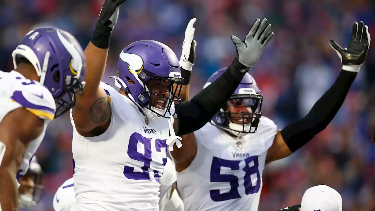 Vikings Seal Win Over Bills After Chaotic Finish to Regulation, Overtime