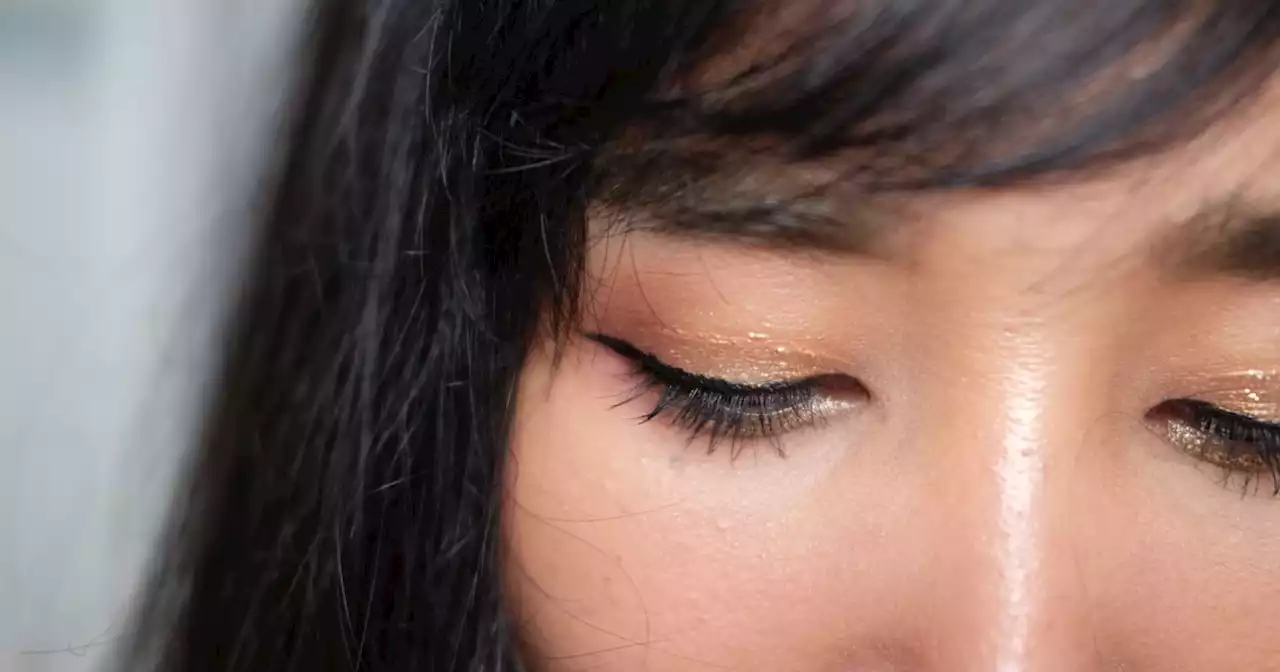 Genius ‘one sweep’ cat-eye eyeliner hack is taking over TikTok