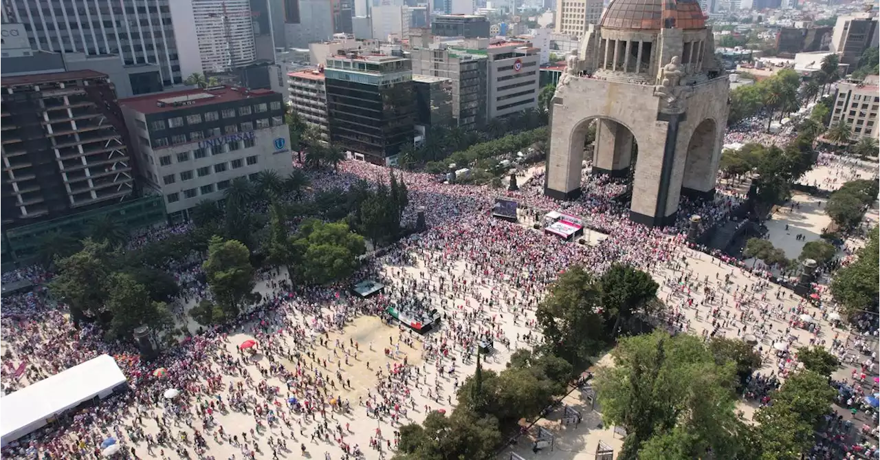 Tens of thousands protest Mexican president's electoral reform plan