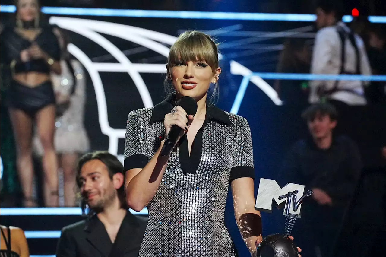 Taylor Swift Wins Big at 2022 MTV Europe Music Awards