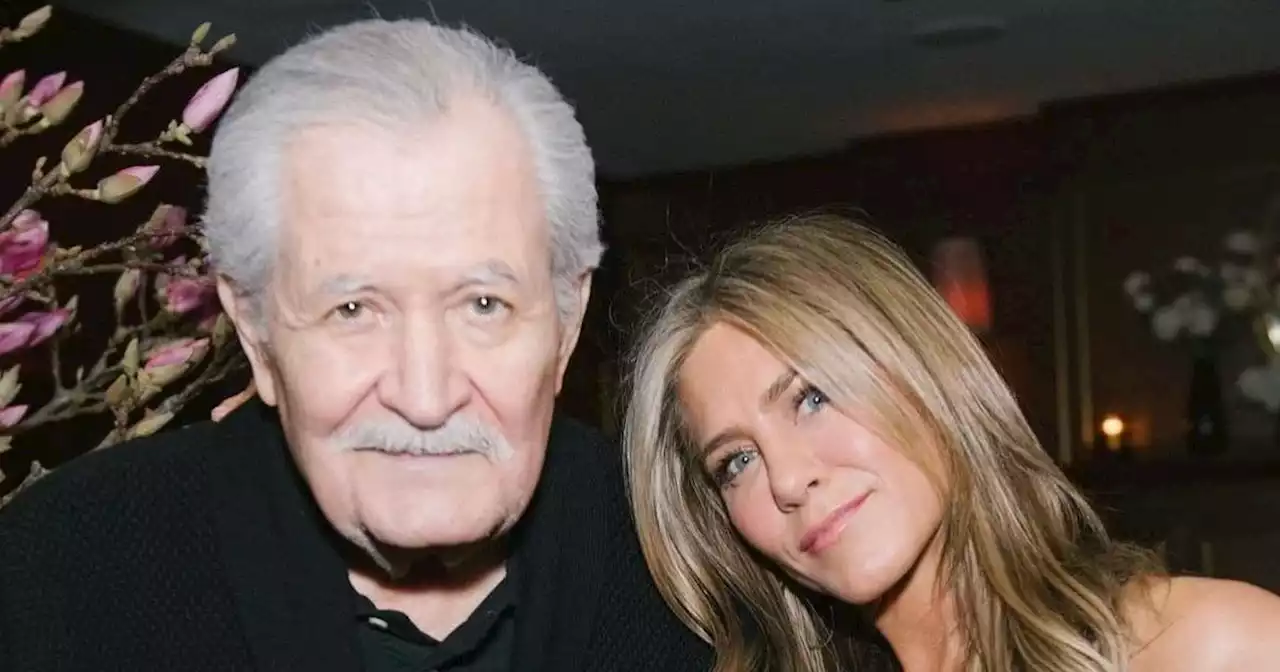 Jennifer Aniston shares the sad news that her beloved father John has died