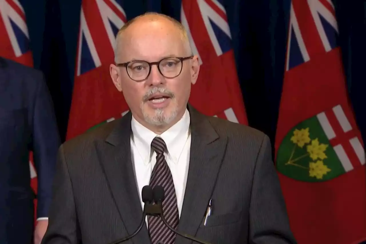 Ontario’s chief doc pleads with public to start masking again