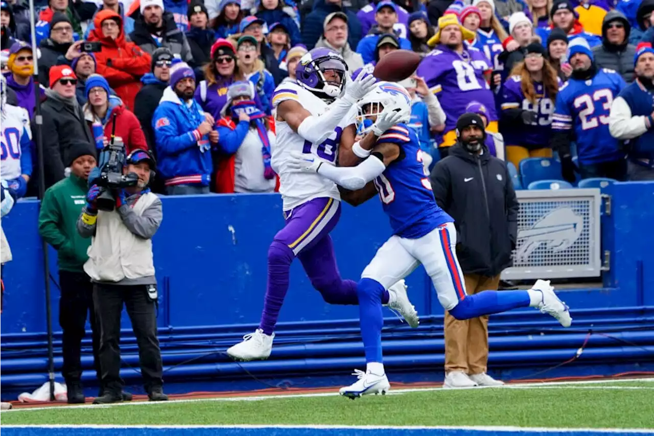 Vikings come back to beat Bills in instant classic