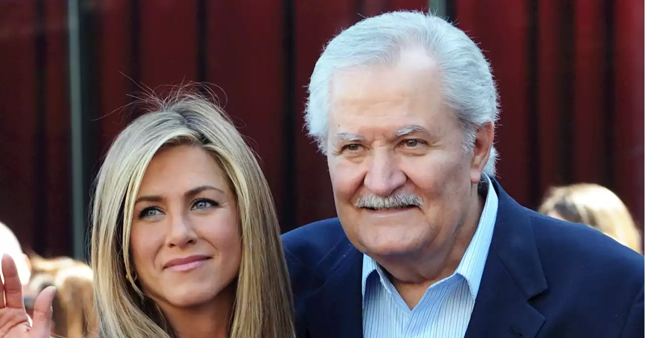 Jennifer Aniston Reveals ‘Sweet’ Father John Aniston Has Died at Age 89