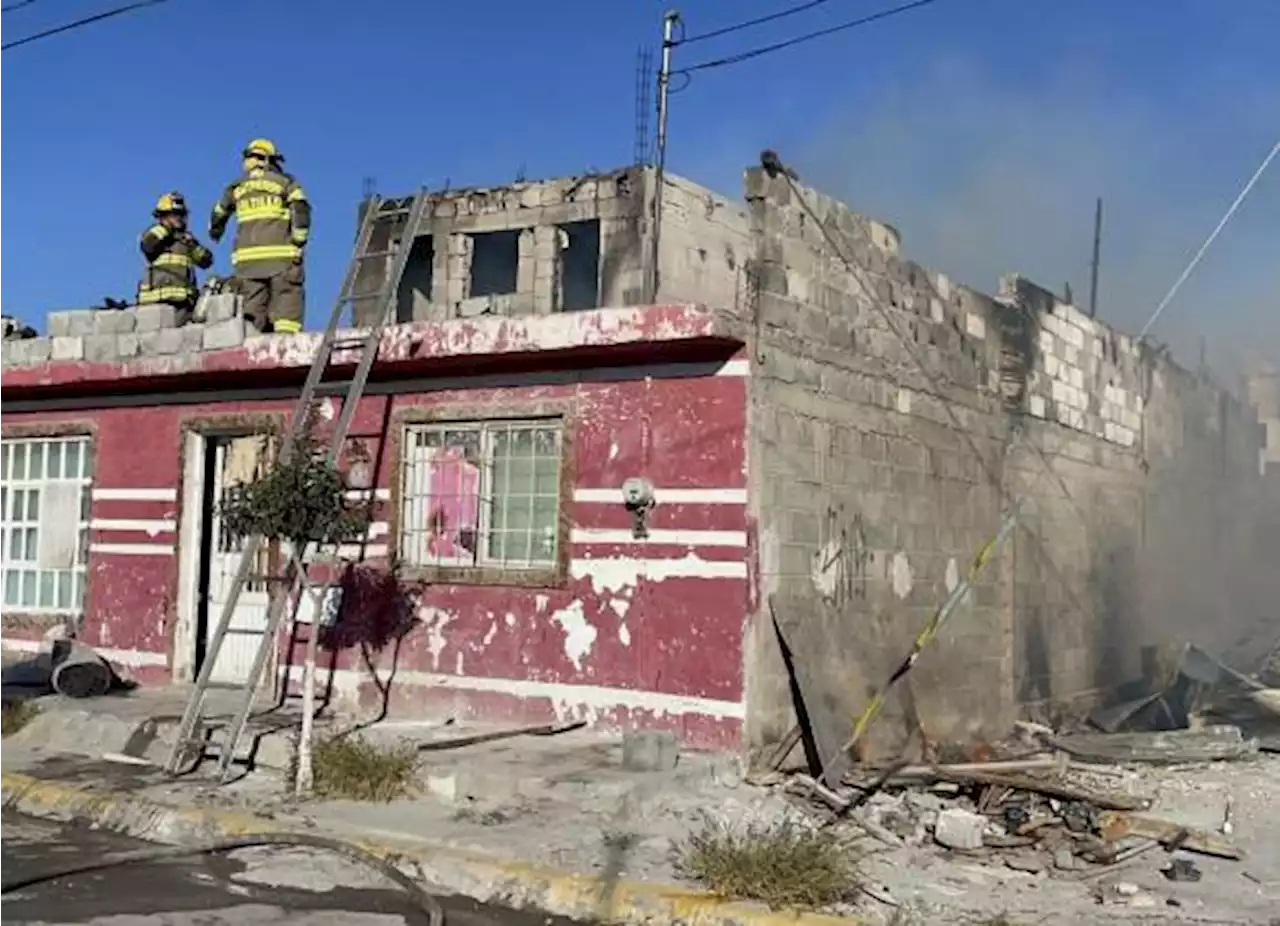 Presunta veladora de altar causa incendio de casa en Saltillo; familia rescata a sus mascotas