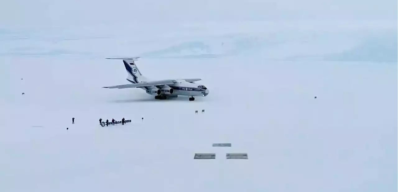 Ilyushin Il-76 landet auf neuer Landebahn in der Antarktis - aeroTELEGRAPH