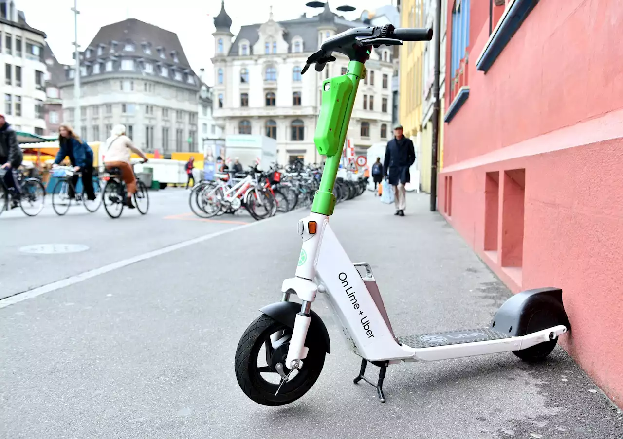 Elektro-Trottinette – Basler Regierung soll Scooter von den Trottoirs verbannen