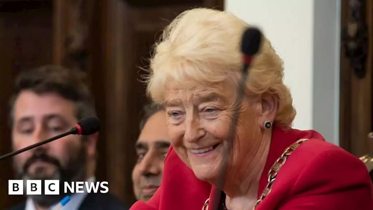 Margaret Atkinson: Tributes to leading county council figure