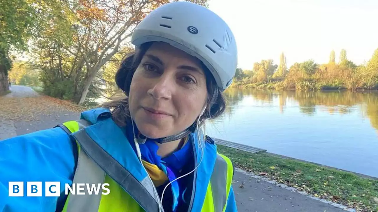 Humanitarian lawyer cycles home to Edinburgh from Ukraine