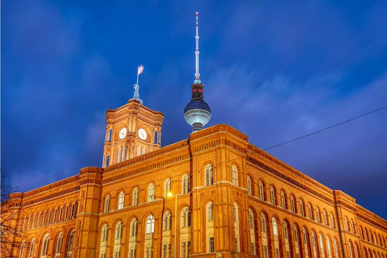 Berlin: Senat berät heute über Bürgergeld, Geflüchtete und Corona