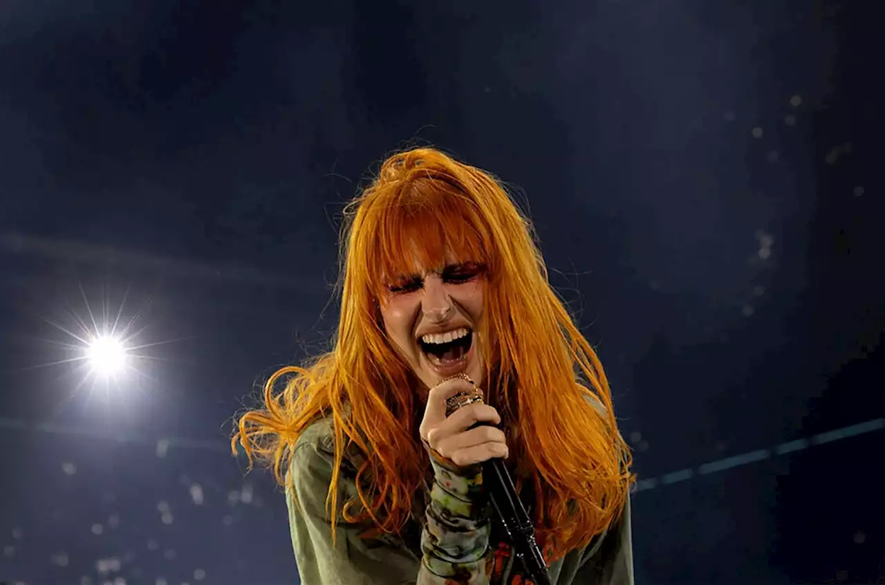 Paramore Brings the Energy for Fan Favorites & Deep Cuts at Intimate Beacon Theatre Show