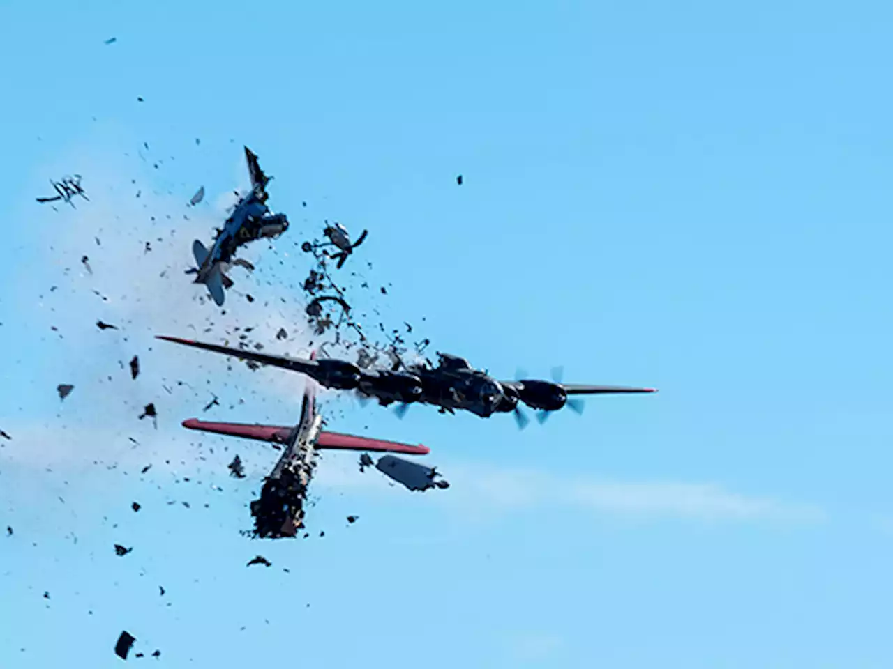 Investigation underway over midair crash at Dallas air show - BusinessMirror