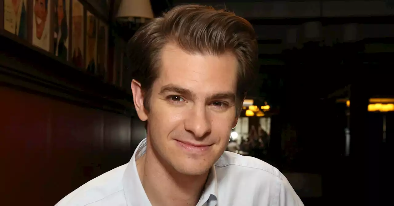 Andrew Garfield Admitted That He Struggles With “Some Guilt” Over Not Settling Down & Having Kids By 40