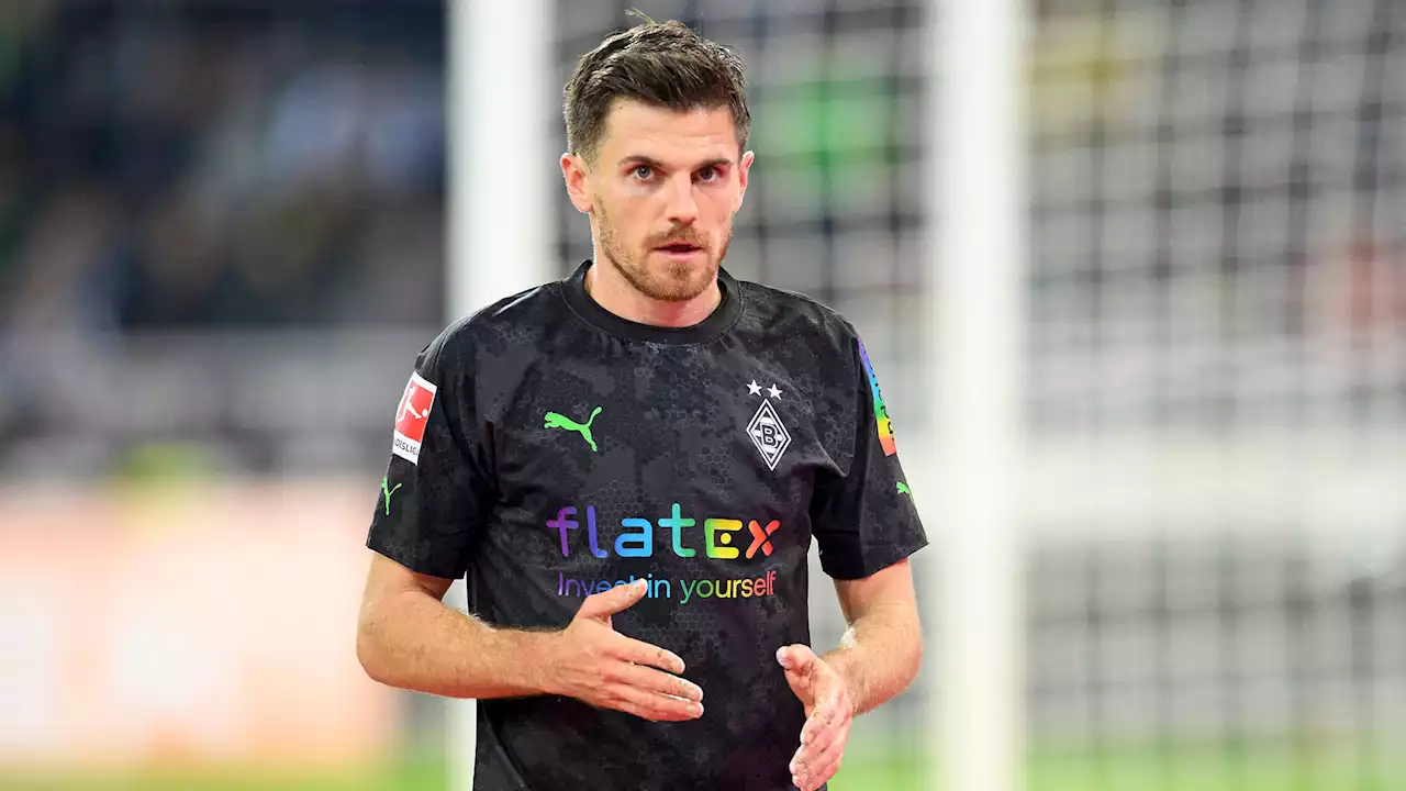 DFB-Star verlobt sich mit Sky-Moderatorin!