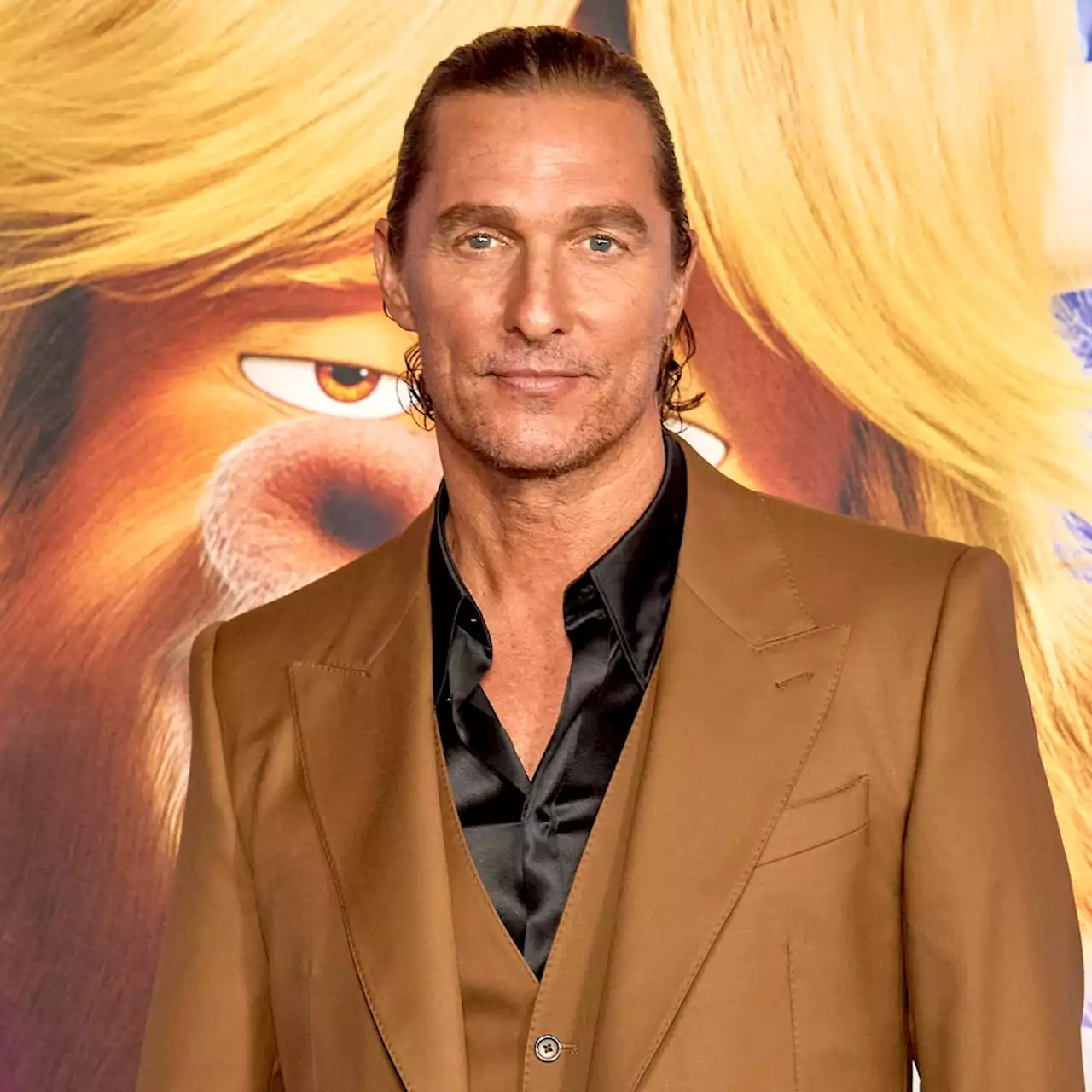 Matthew McConaughey Shares NSFW Nude Photo In Honor of National Pickle Day - E! Online