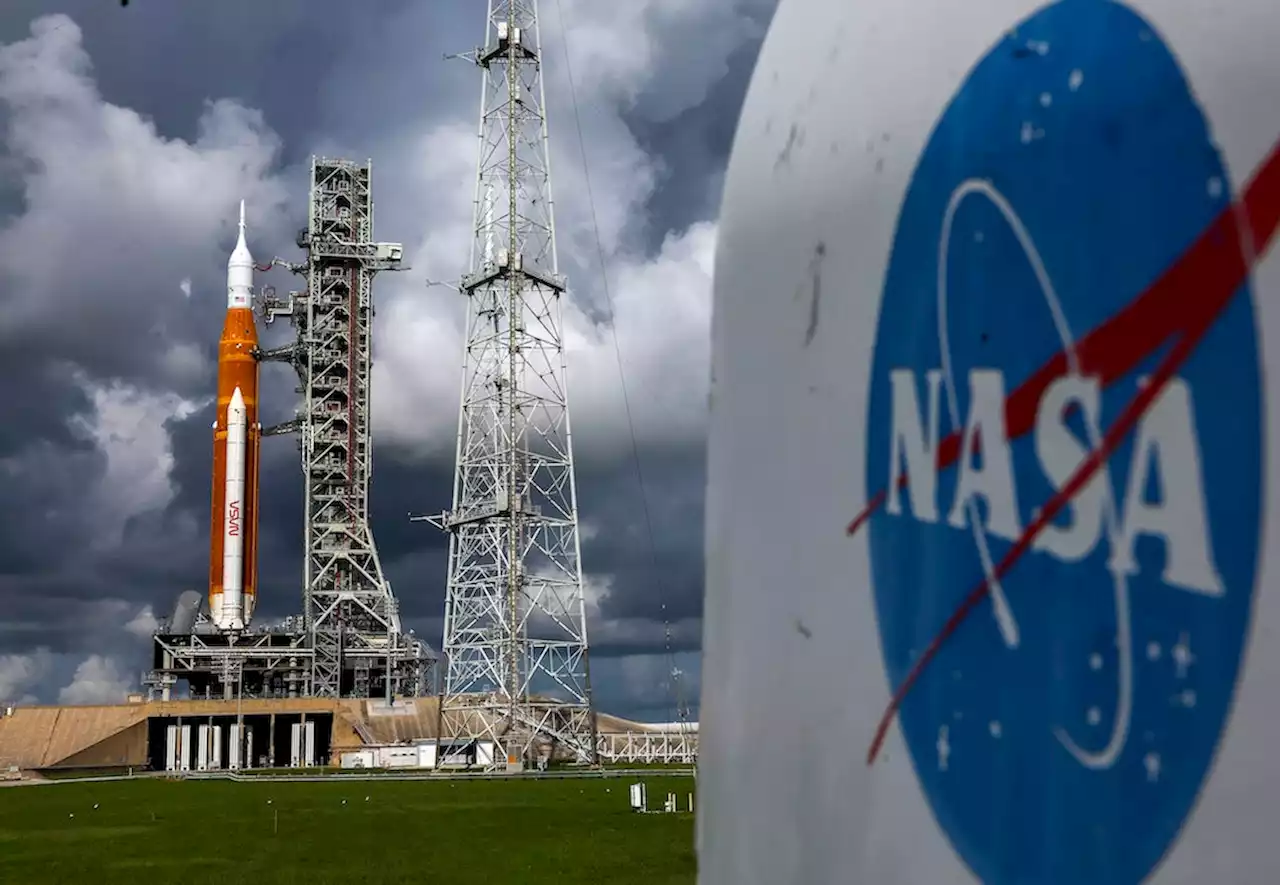 NASA Artemis moon rocket launch countdown begins