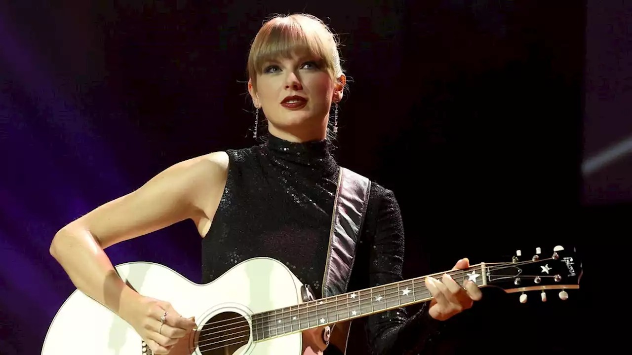 Taylor Swift's Tour Presale Breaks Ticketmaster