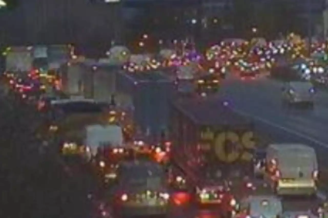 FIVE car crash halts traffic on major motorway