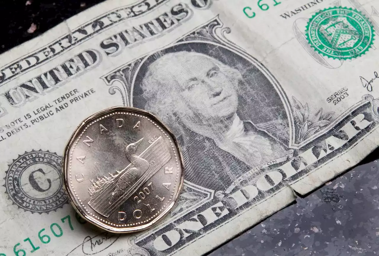 Strong greenback driving demand for U.S. dollar-denominated investments