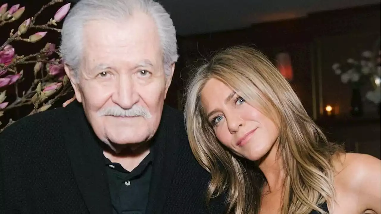 Jennifer Aniston pays tribute as father John Aniston passes away