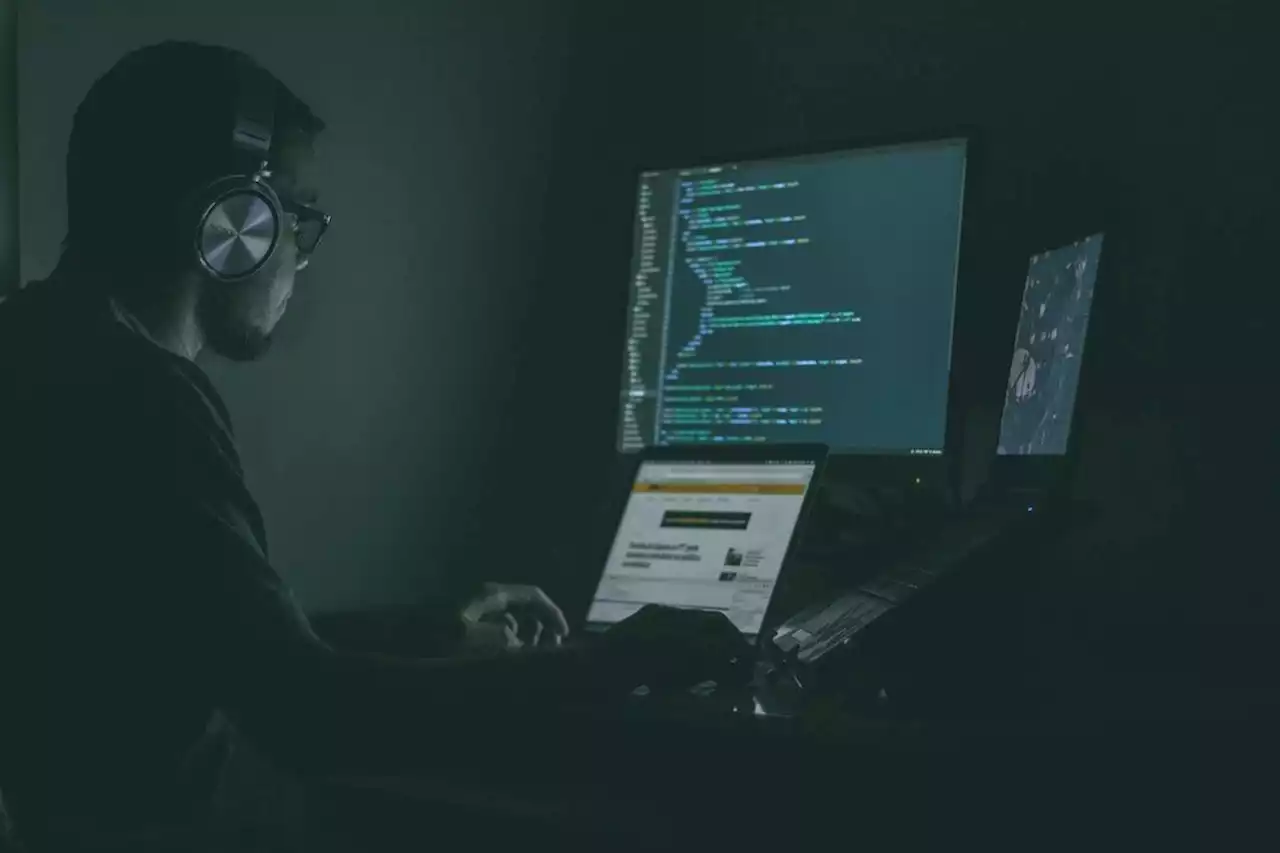 Personal Online Security: How to Stay Safe Online | HackerNoon