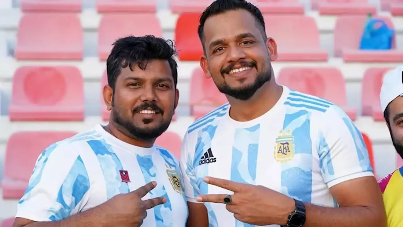 La increíble historia de la “falsa” hinchada argentina que vive en la ciudad del Mundial