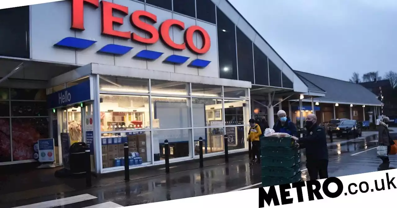 Tesco website crashes after 300,000 people queue to book Christmas delivery slot