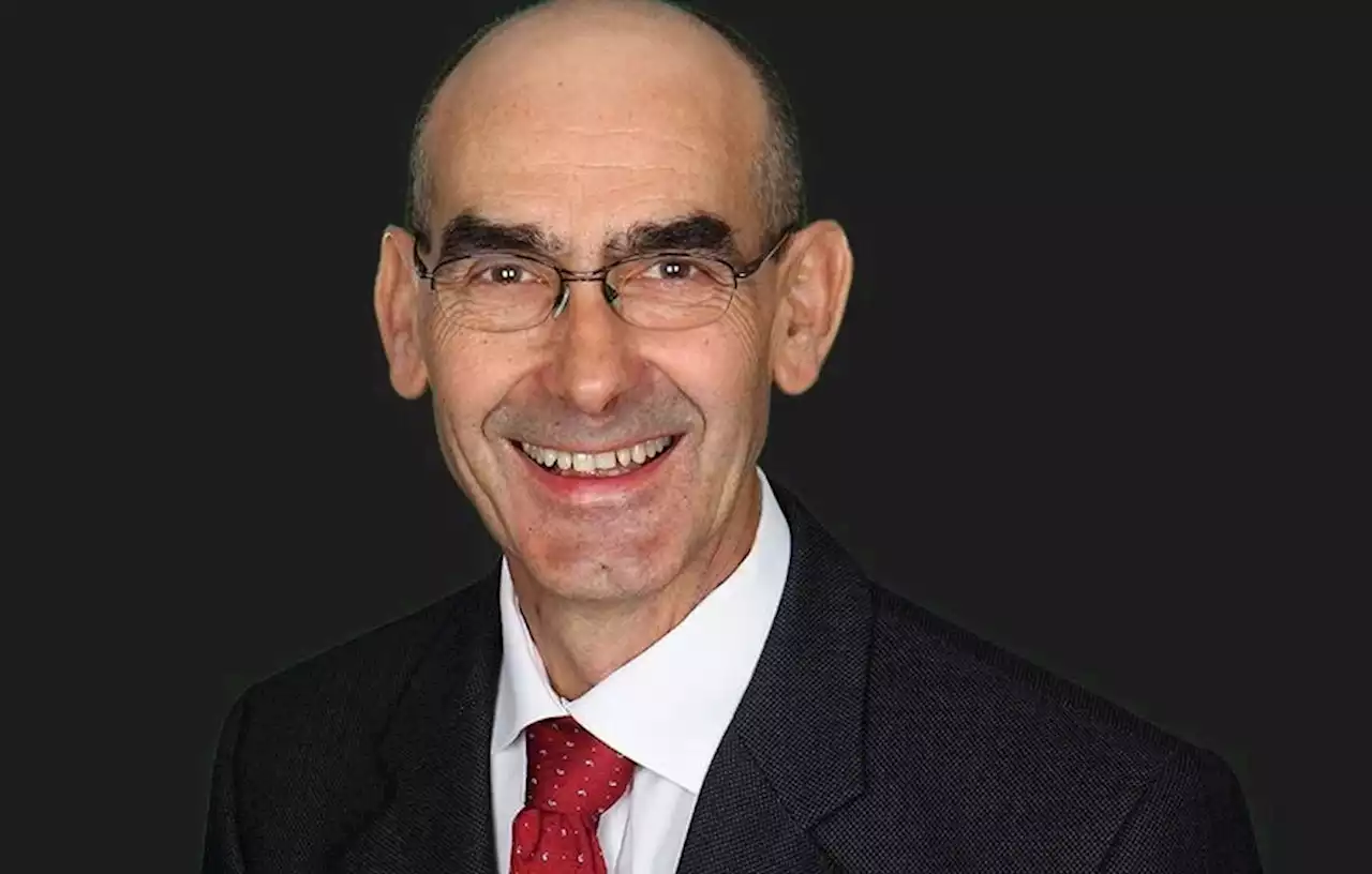 André Roux, former Treasury official and fund manager, dies in London | Fin24