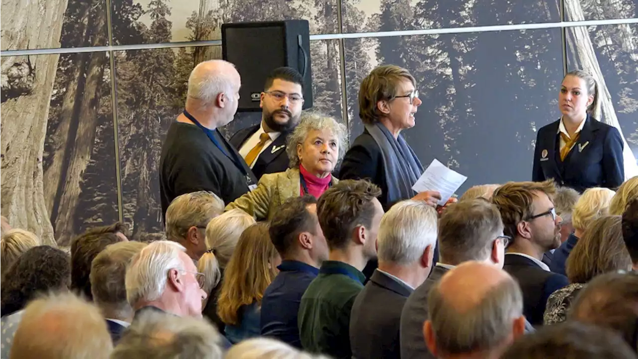 Emoties lopen hoog op bij bijeenkomst over krimp Schiphol