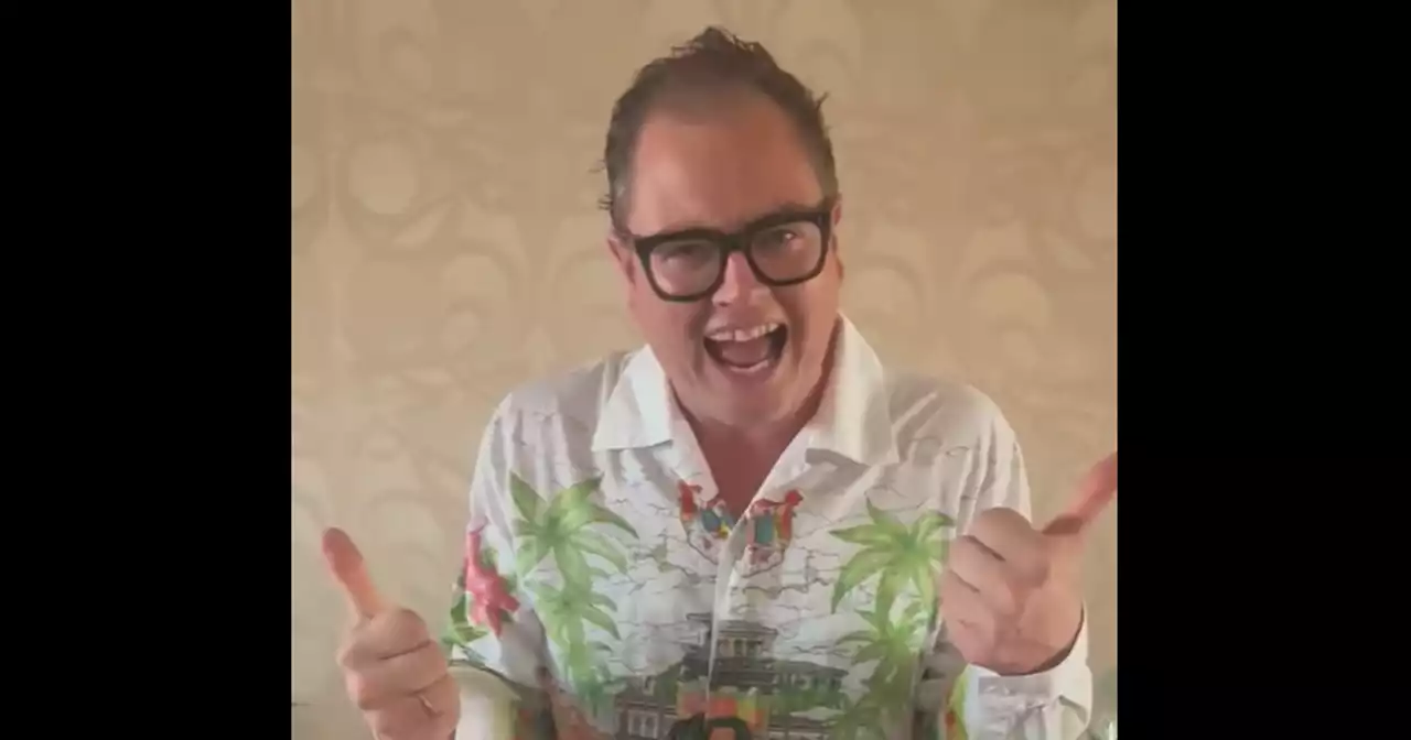 Alan Carr congratulates Northampton Cobblers on Planet League win