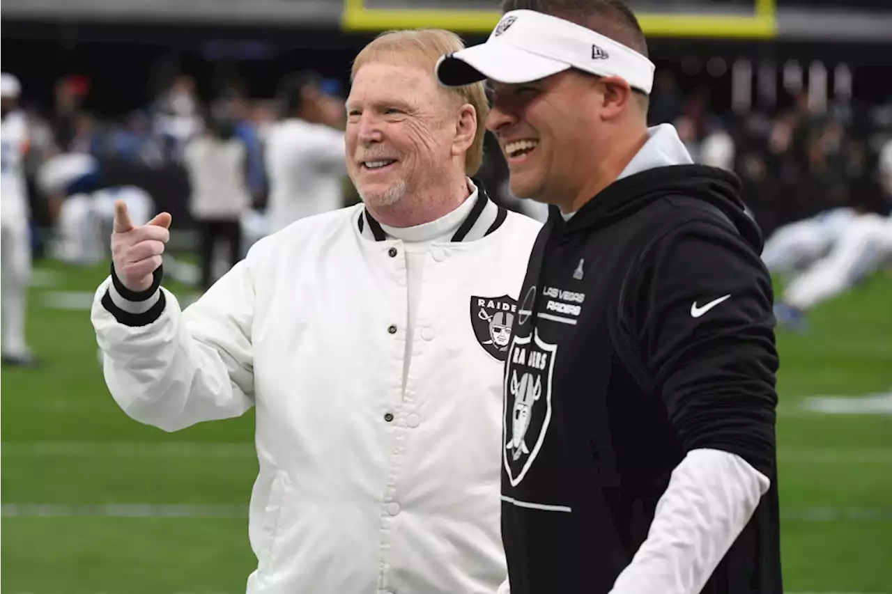 Josh McDaniels gets dreaded vote of confidence from Raiders’ Mark Davis