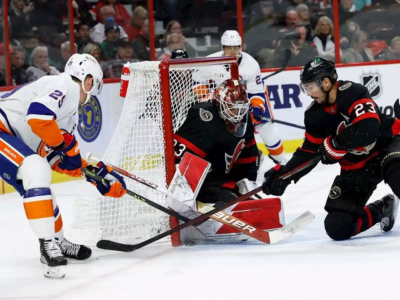 Ottawa Senators fall short at home in 4-2 loss against New York Islanders