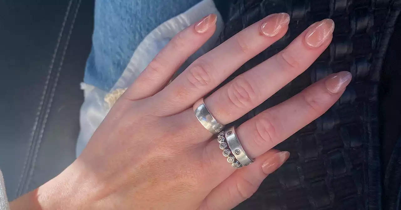 I Got A 'Velvet' Manicure & Now I Love Magnetic Gels