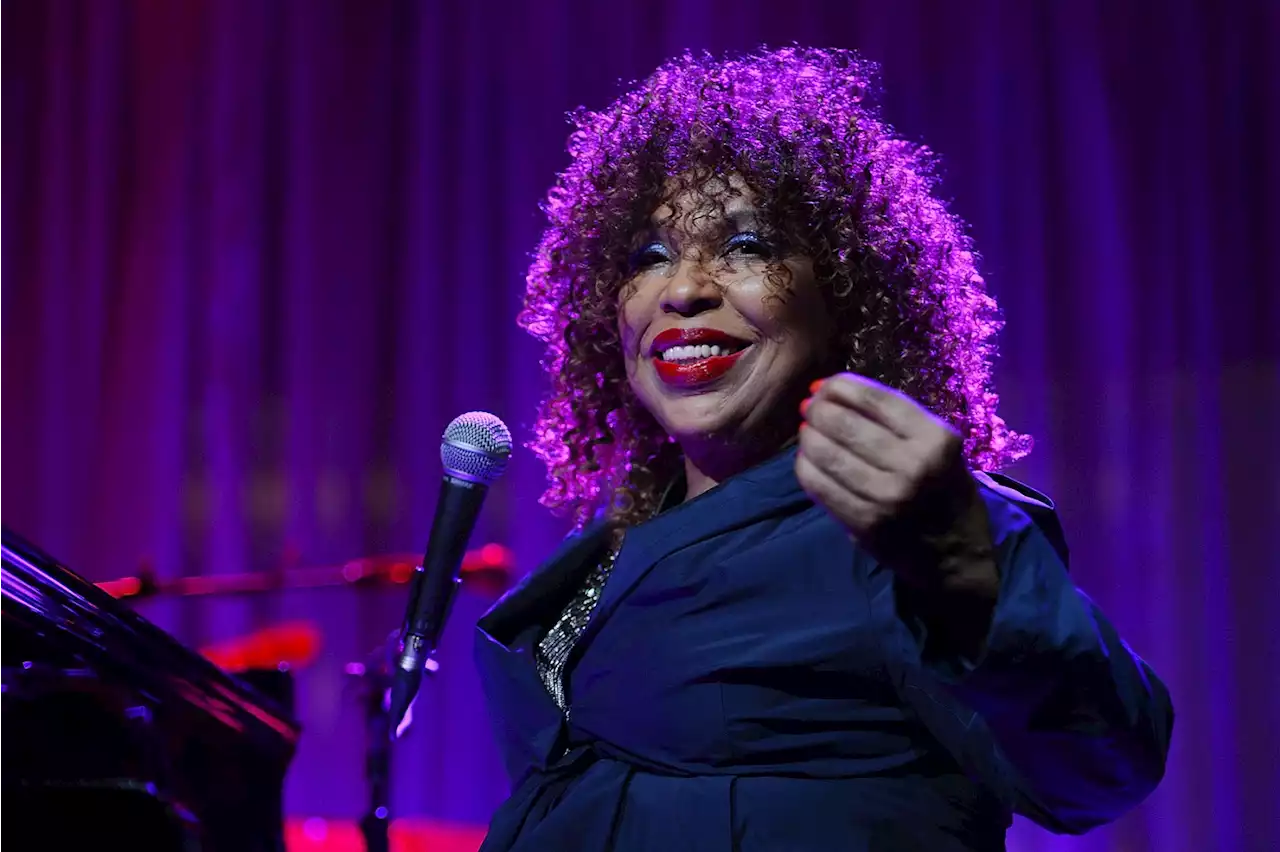 Roberta Flack Reveals ALS Diagnosis, Says She Can No Longer Sing