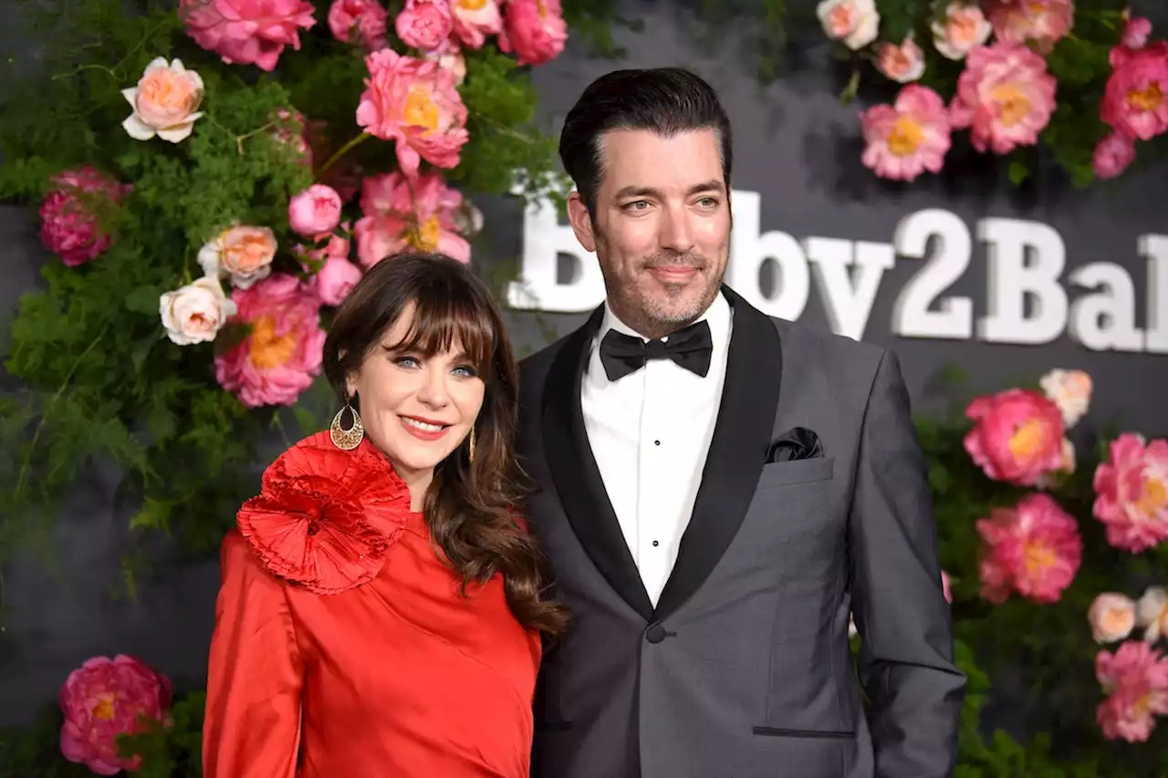 Zooey Deschanel Says Boyfriend Jonathan Scott Is An 'Amazing Stepdad'