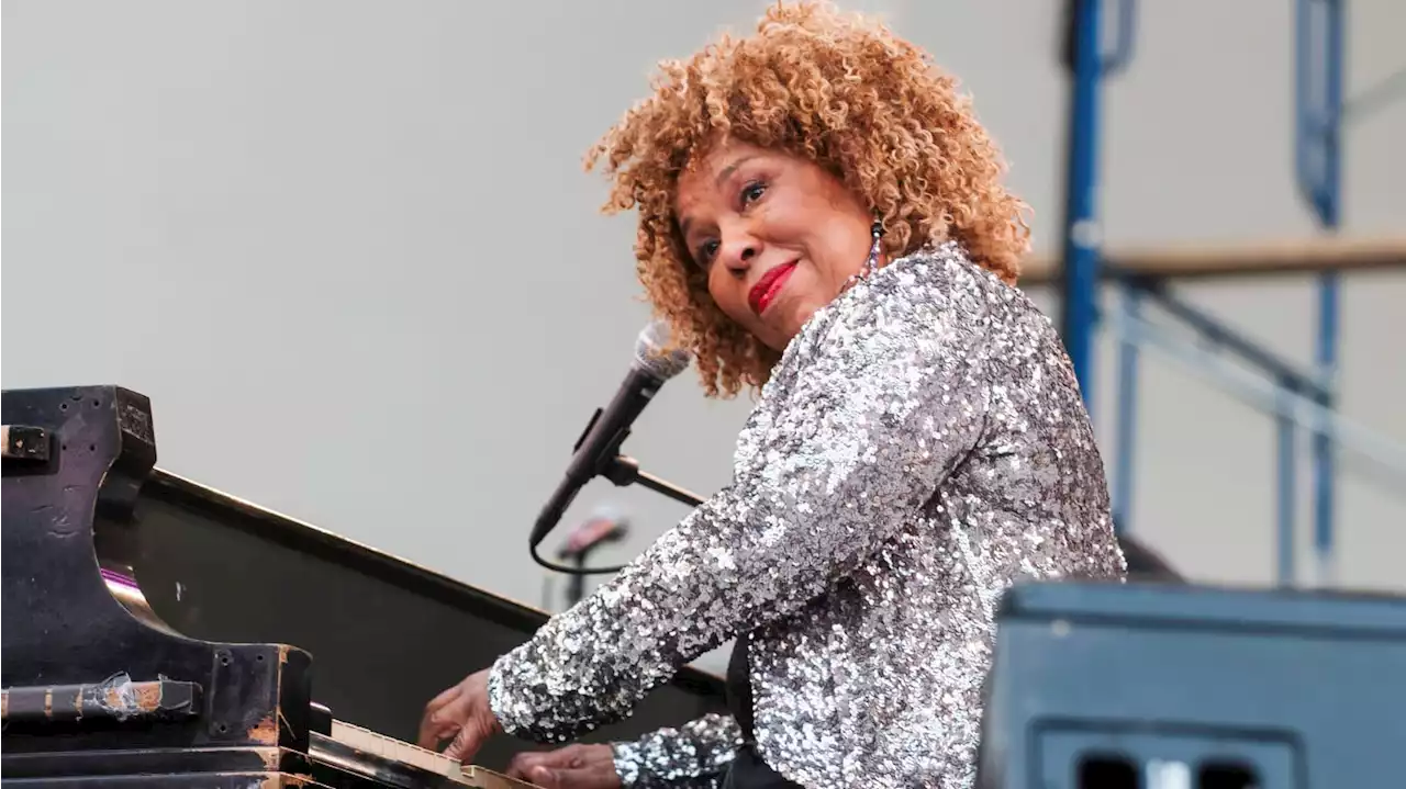 RnB Legend Roberta Flack Can No Longer Sing Following ALS Diagnosis