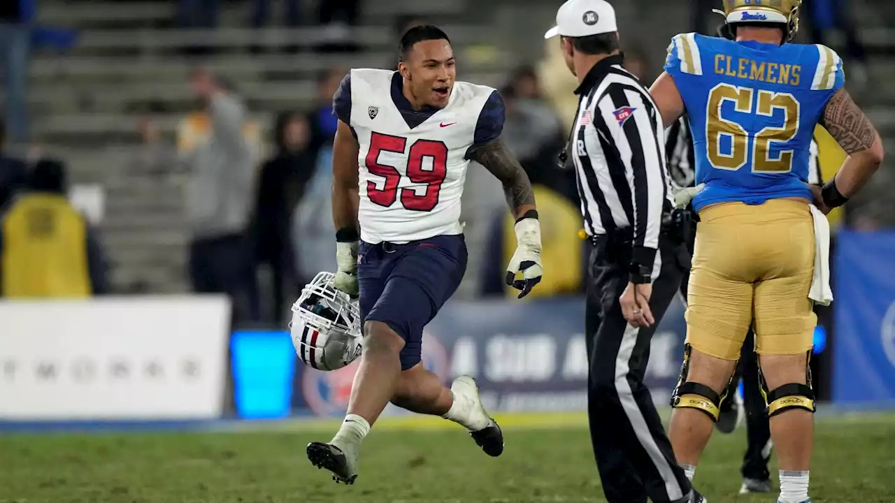 Arizona Wildcats LB Jacob Manu named Pac-12 Freshman of the Week