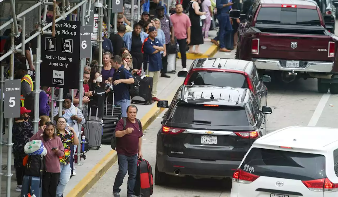 AAA predicts the third-busiest Thanksgiving travel weekend