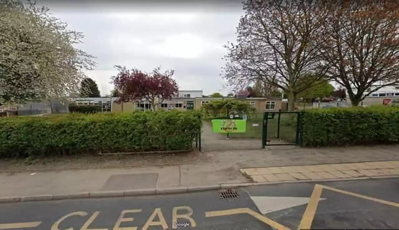 Police order full evacuation of Yorkshire school after reported bomb threat