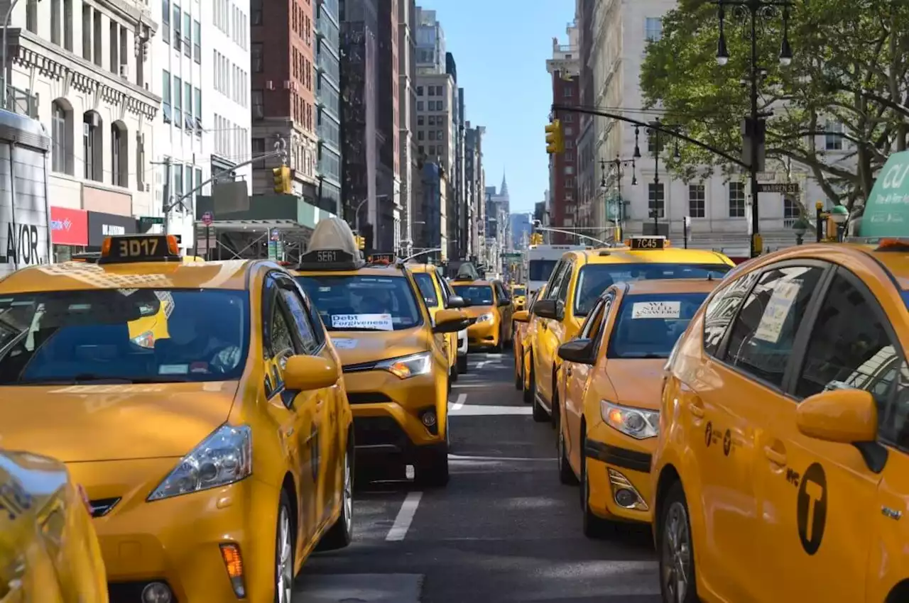 City approves increase in cab fares, first raise for taxi drivers in a decade | amNewYork