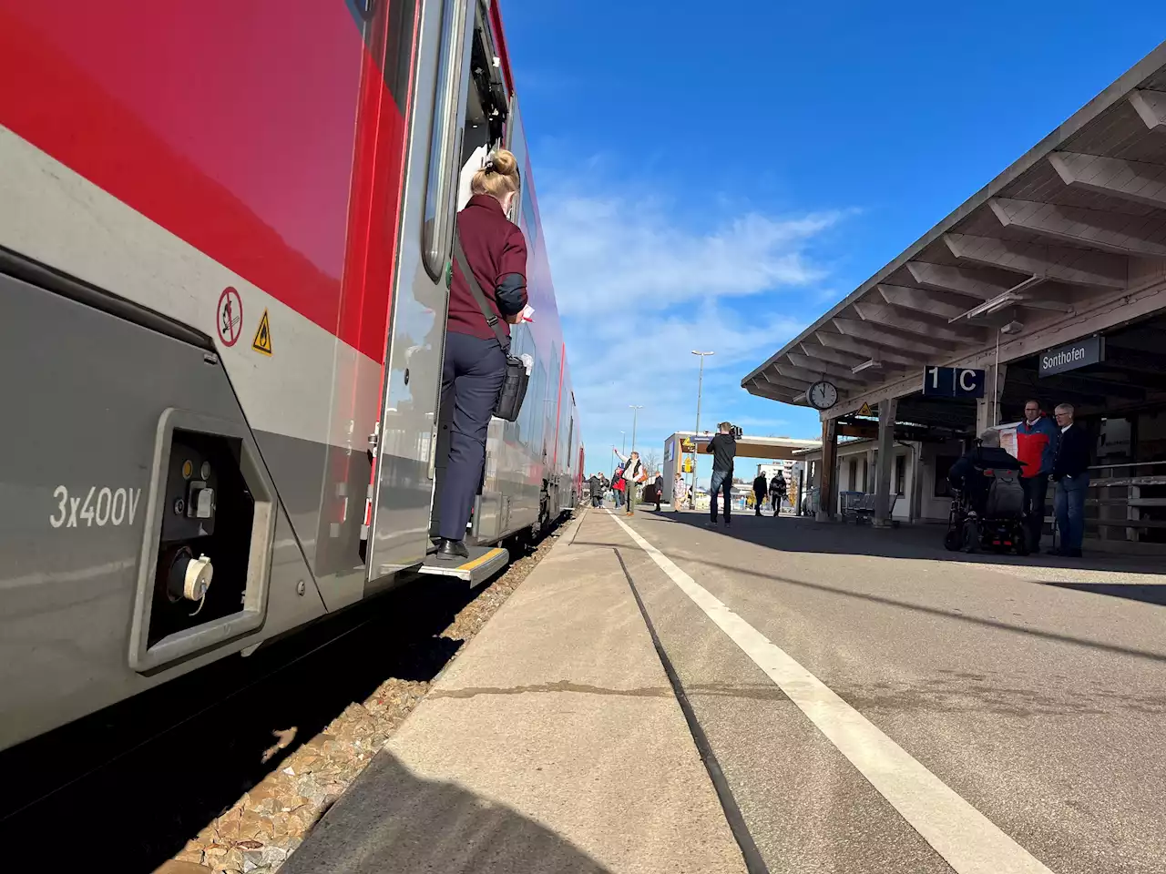 Barrierefreie Bahnhöfe - Großer Nachholbedarf in Bayern