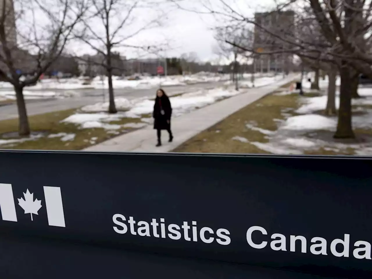 Annual inflation rate unchanged in October: Statistics Canada