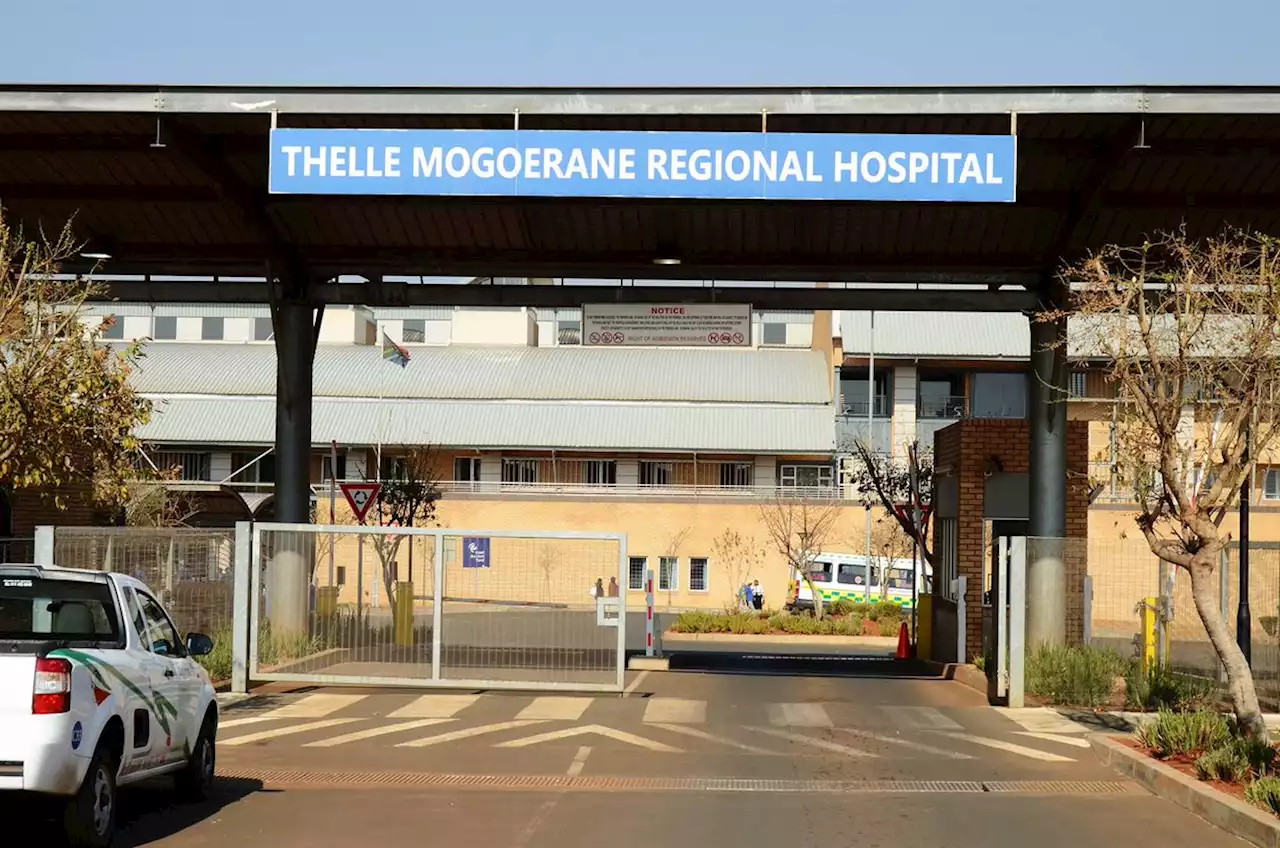 Watch | Patients deserted in urine-soaked beds at understaffed Gauteng hospital | Citypress