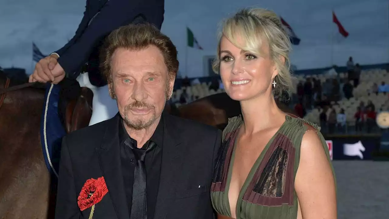 Laeticia Hallyday : ses nouvelles confidences sur ce mensonge qu'elle a raconté à Johnny sur son cancer