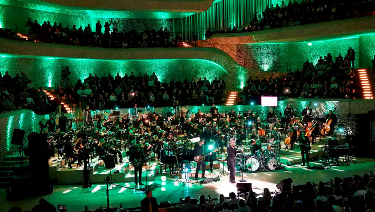 (S+) Robbie Williams in der Elbphilharmonie: Jammen auf höchstem Niveau