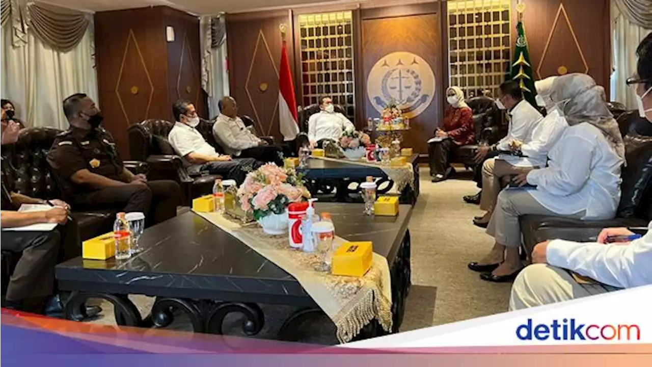 Kepala BPOM Temui Jaksa Agung, Bahas Kasus Gagal Ginjal Akut