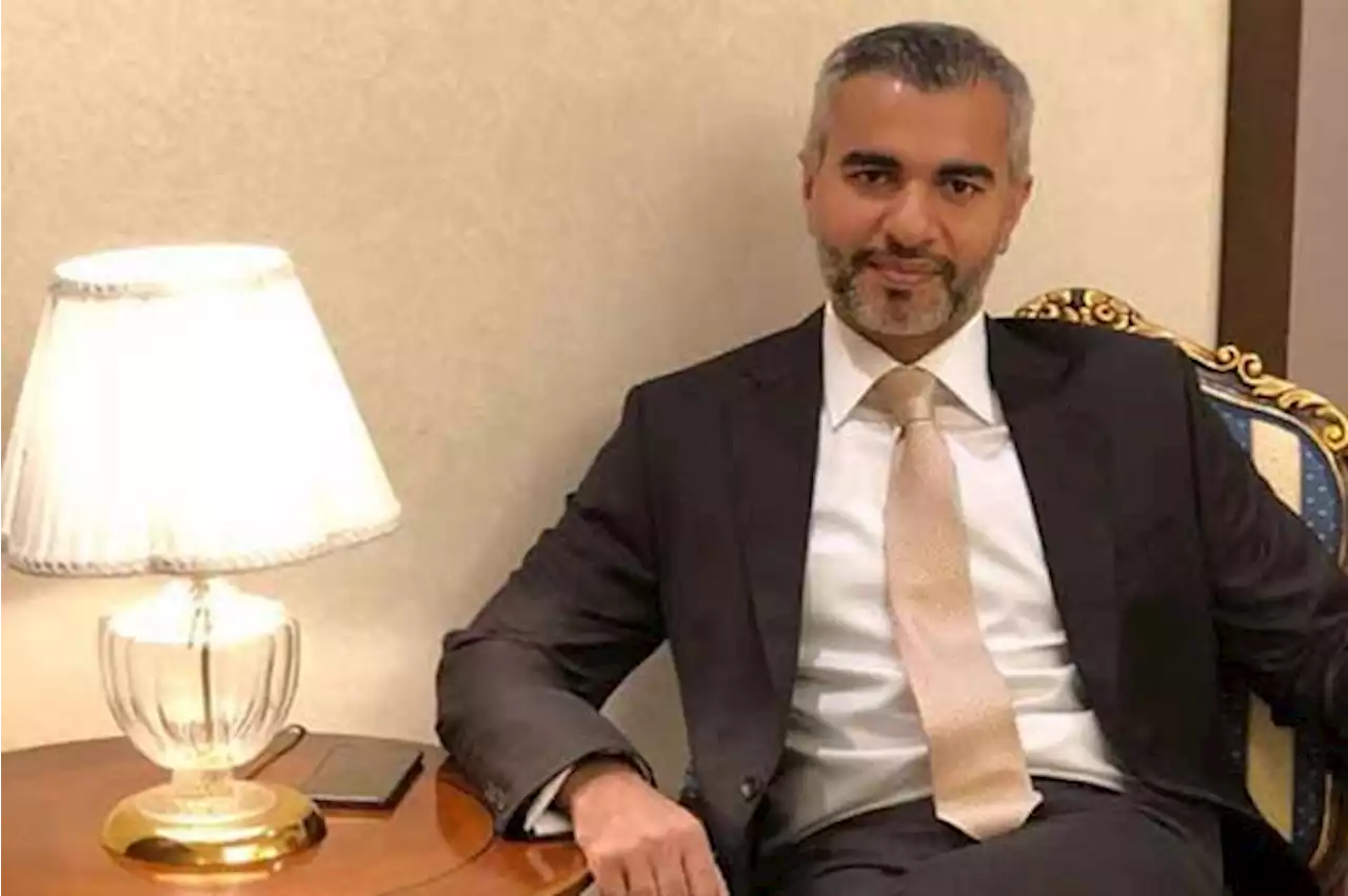 شہزاد اکبر سے عمران خان کے سعودی تحفے 75 لاکھ درہم میں خریدے: عمر فاروق