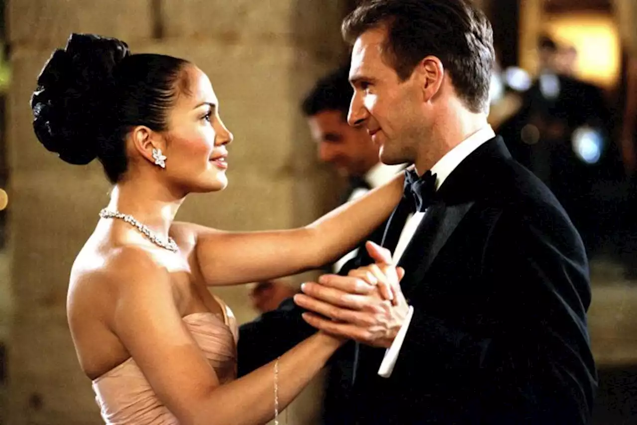 Ralph Fiennes Says He Was A ‘Decoy’ For Jennifer Lopez And Ben Affleck’s First Romance